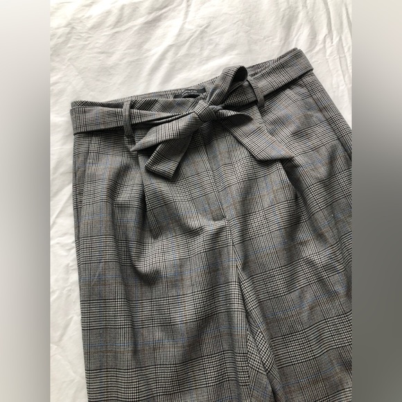 RW&CO grey plaid trouser pants. - Picture 2 of 4